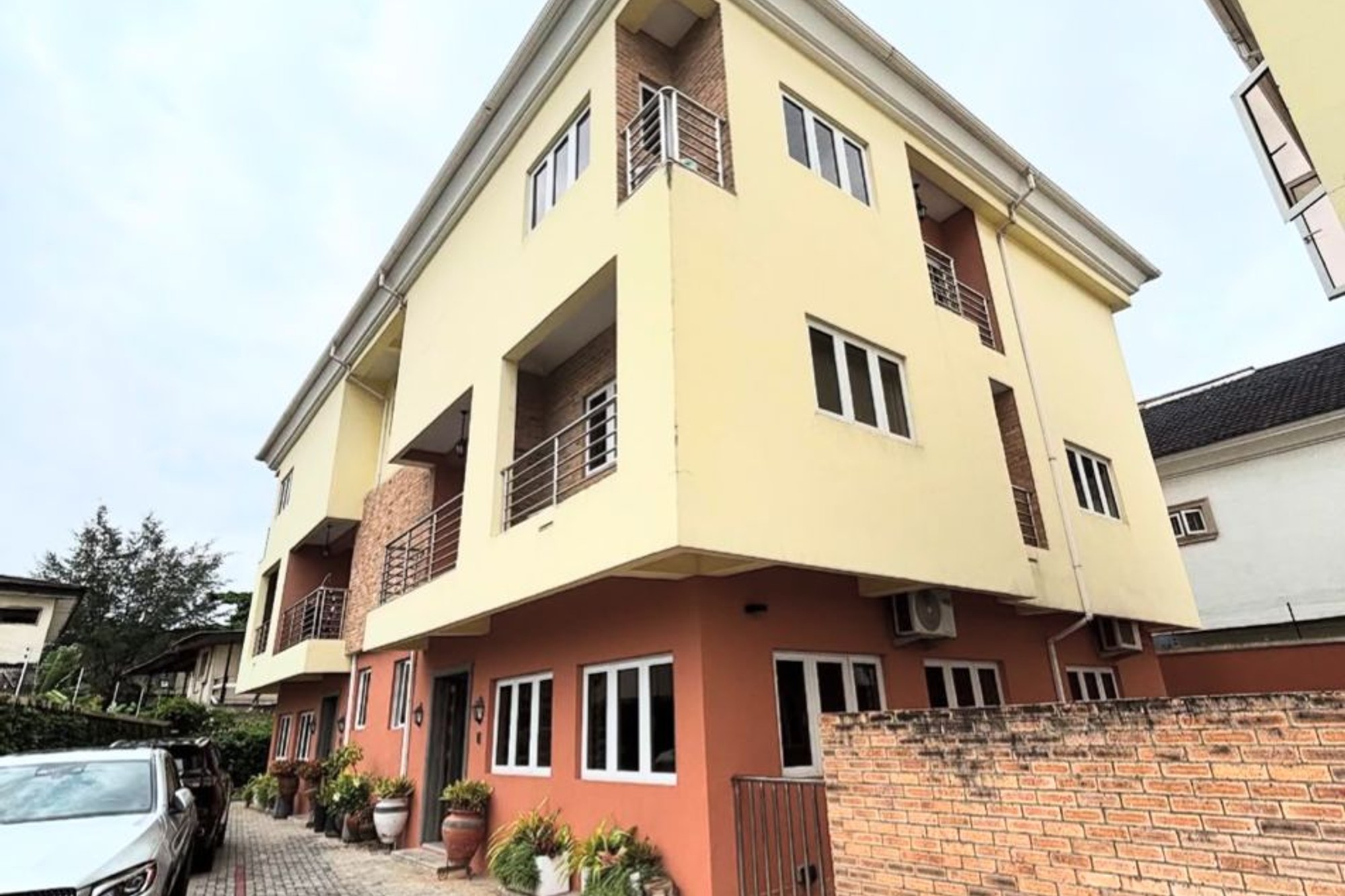 2 bedroom apartment for rent in lagos