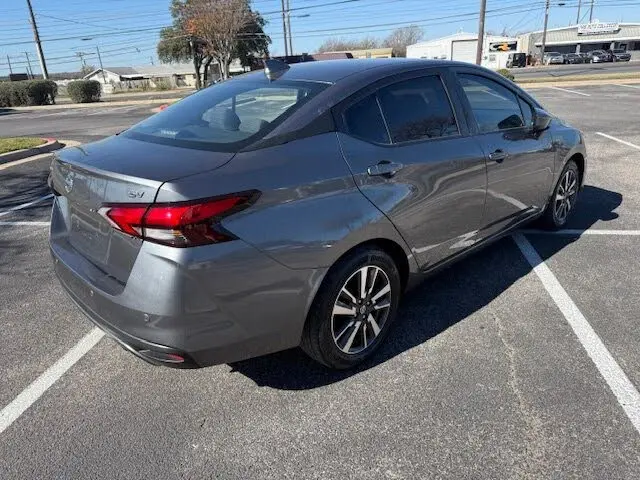 2021 Nissan Versa SV