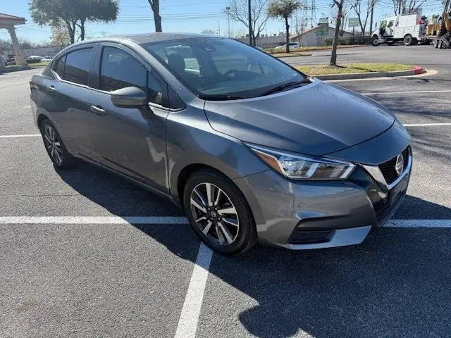 2021 Nissan Versa SV
