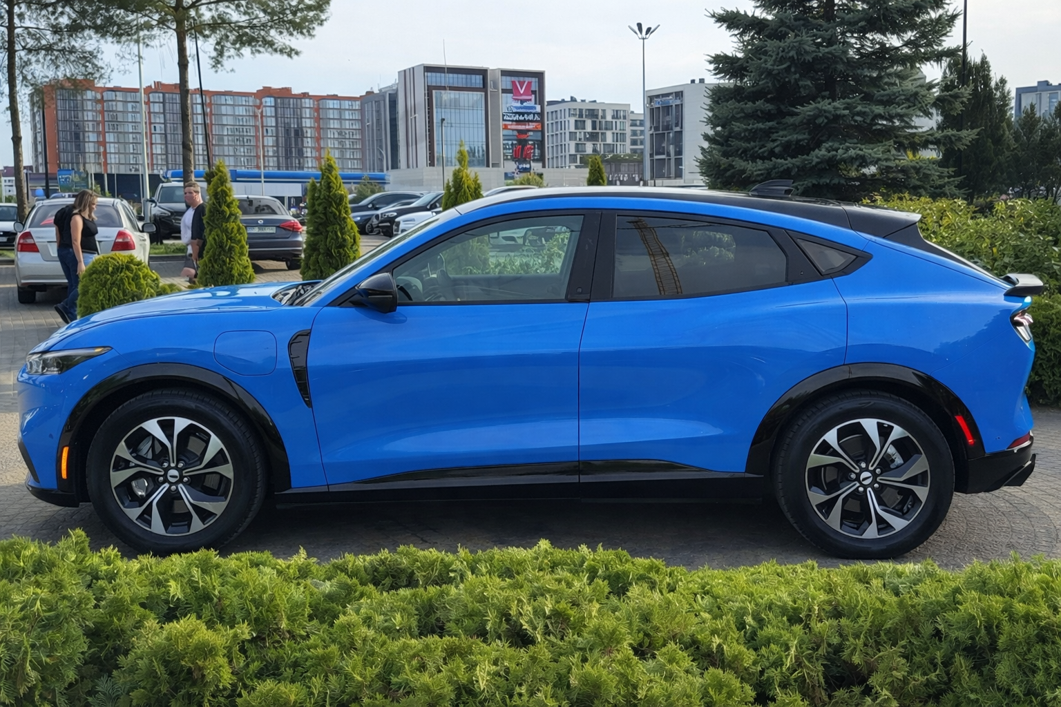 2022 Ford Mustang MACH-E SUV